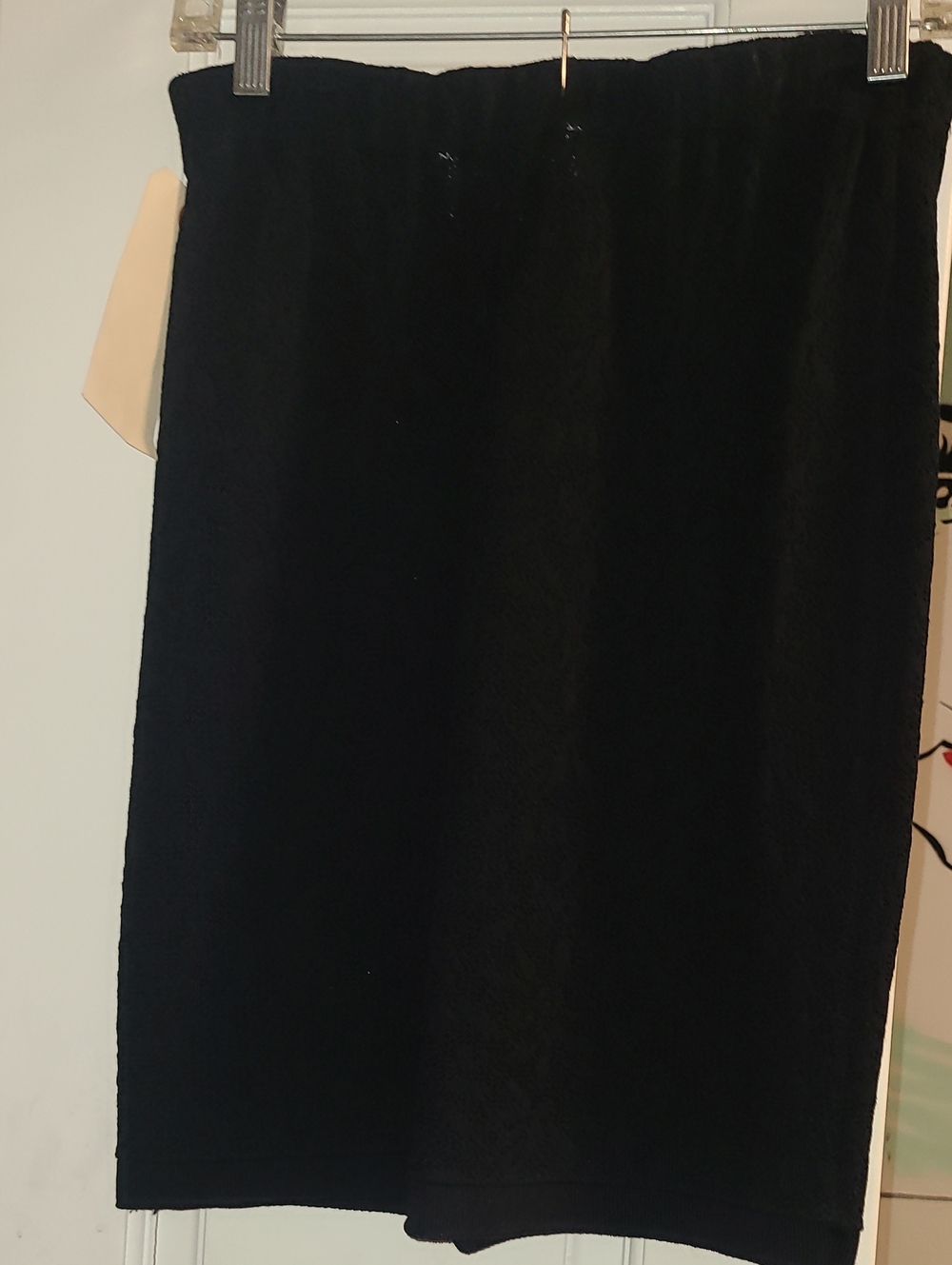 St. John Collection Black Knit Pencil Skirt